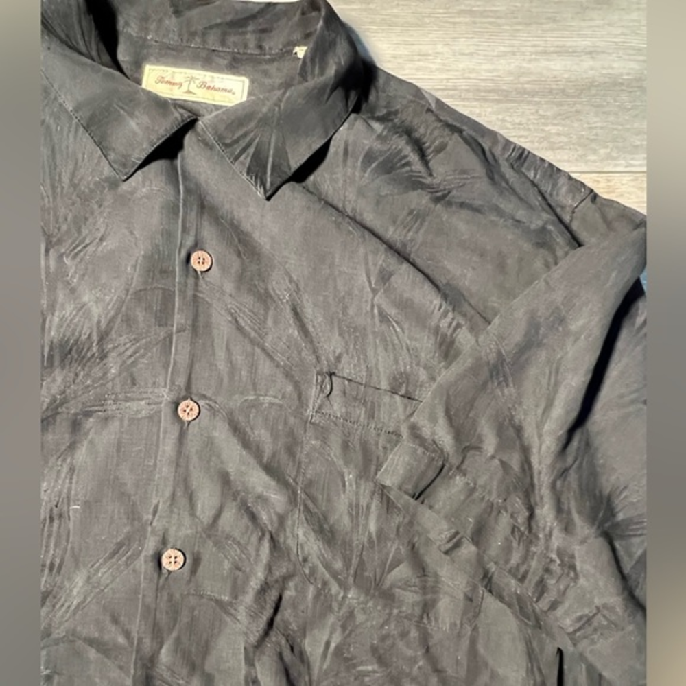 Tommy Bahama 100% Silk Men‎ Leaf Shirt- Large